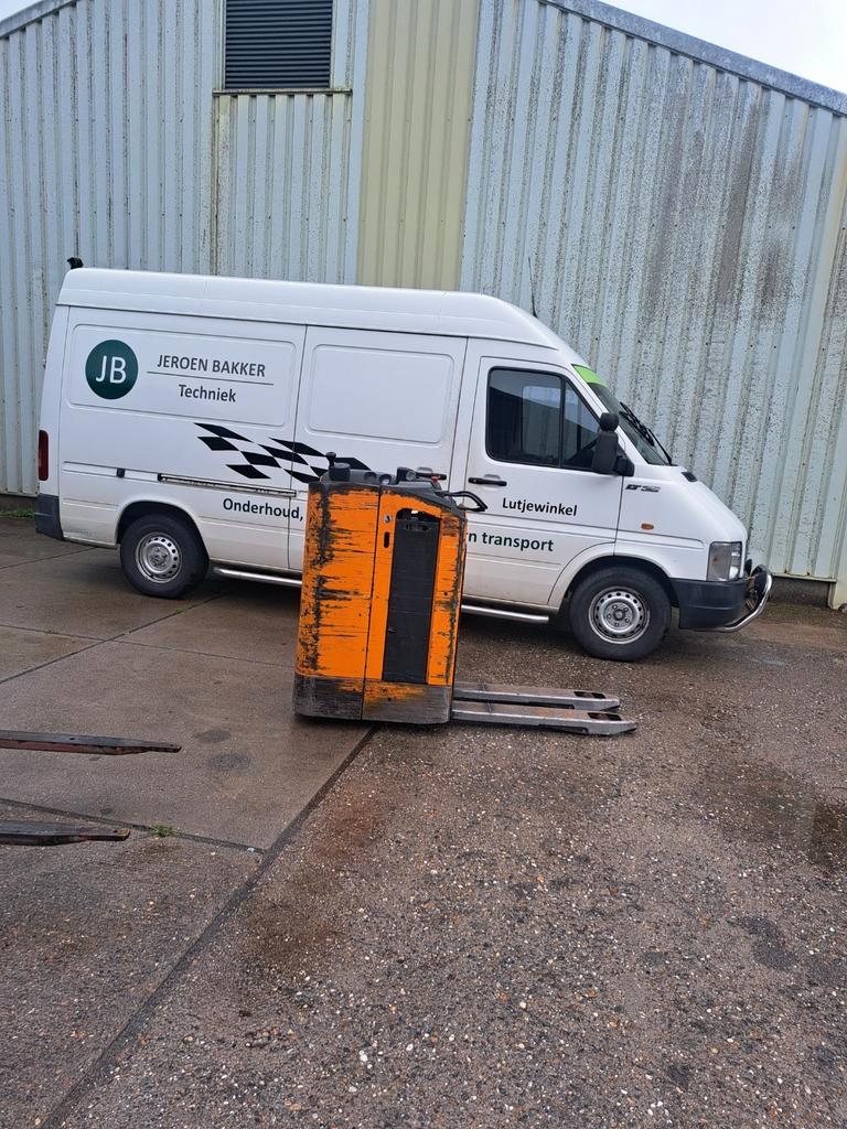 1f5c823c-a2b6-468c-84e2-07f2dc9ff201